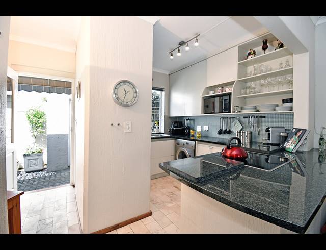 2 BEDROOM TOWNHOUSE FOR SALE IN KELLAND